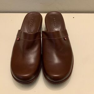 ECCO brown clogs. European size 36, which is a US size 5 1/2 or six.
